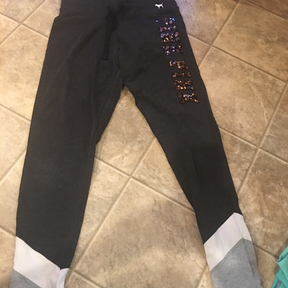 Pink leggings